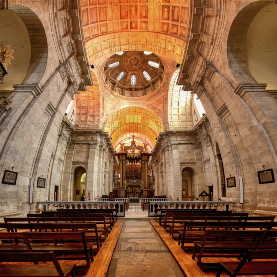 Church and Monastery of Sao Vicente de Fora, Central nave and ceiling, Lisbon, Portugal, Europe