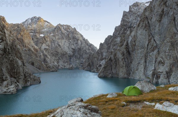 Wild camping, camping in the wilderness with a tent in front of mountain lake Kol Suu, Sary Beles Mountains, Naryn Province, Kyrgyzstan, Asia