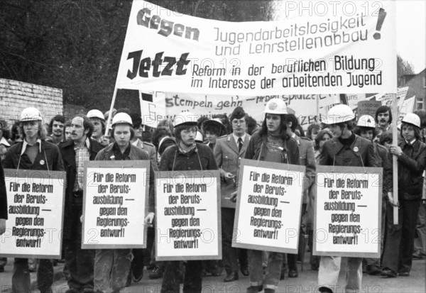 Demonstration of 30, 000 of the DGB youth against unemployment and better vocational training on 19.4.1975 in Dortmund, Germany, Europe