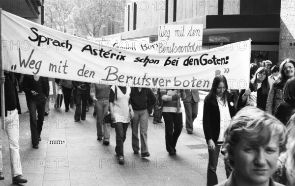 The Dortmund Regional Court's court hearing against train conductor Hans-Juergen Langmann was accompanied by protests from other victims of the Radical Decree, Germany, Europe