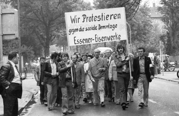 Workers of the Essen ironworks demonstrated against the reduction of social benefits after a works meeting in Essen, Germany, 24 September 1975, Europe