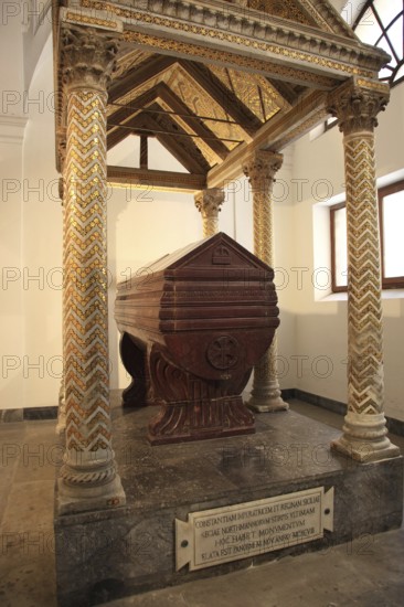 City of Palermo, the Cathedral Maria Santissima Assunta, sarcophagus in the crypt, by Constanza D Altavilla 1095-1154, UNESCO World Heritage Site, Sicily, Italy, Europe