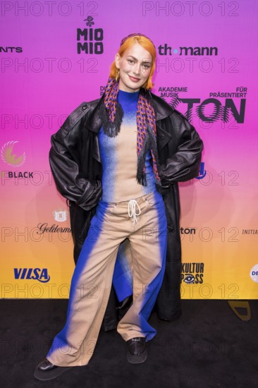 Alli Neumann on the red carpet in front of the Polyton 2024 award ceremony in Berlin's Atelier Gardens on 23 October 2024. The award has been held since 2023 and is a successor to the Echo music prize