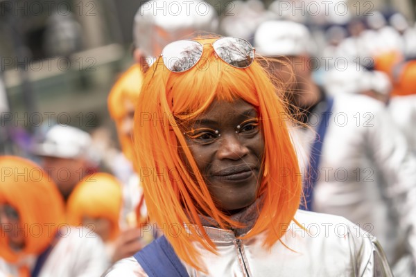 Rose Monday parade in Düsseldorf, groups of carnival societies and other participants in the street carnival, North Rhine-Westphalia, Germany, Europe