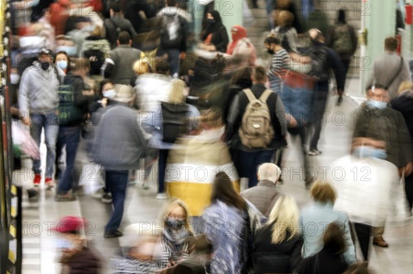 Berlin Alexanderplatz underground station, passengers with masks, 19 October 2020