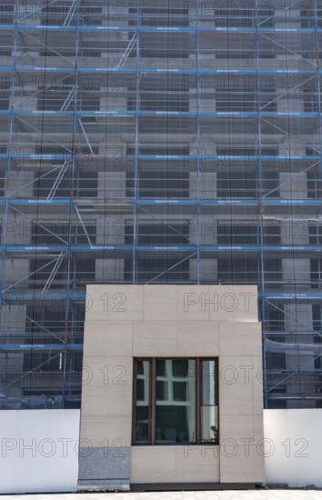 New construction of an office building at the Cologne Trade Fair Centre in Cologne-Deutz, shell, scaffolding, element of the façade design, as an example in front of the façade North Rhine-Westphalia, Germany, Europe