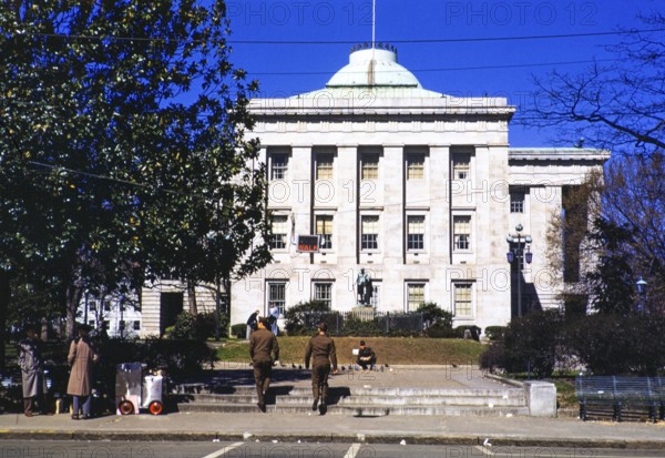 South view of the State Capitol Building, Raleigh, North Carolina, USA, around 1953, North America