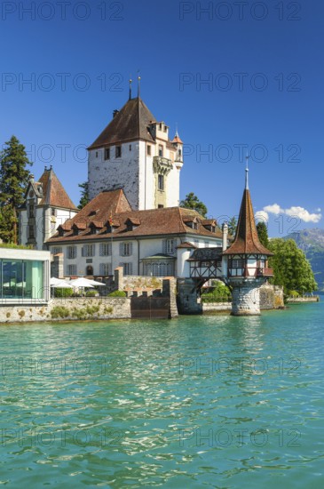 Oberhofen Castle on Lake Thun, Thun, Switzerland, Europe