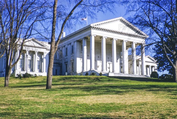 Building of the State Capitol, Richmond, Virginia, USA around 1953