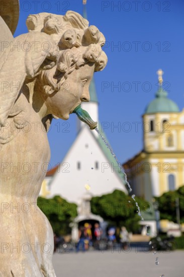 Marienbrunnen, place of pilgrimage, Kapellplatz with the Chapel of Mercy, Altötting, Upper Bavaria, Germany, Europe