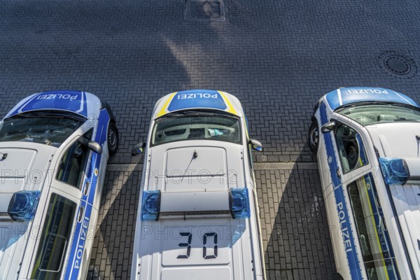 Police car, patrol car, bus, bully, federal police, Germany, Europe