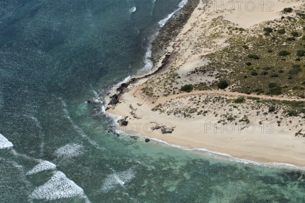 Beach at Ningaloo Reef, aerial view, Cape Range National Park, near Exmouth, Western Australia, Australia, Oceania