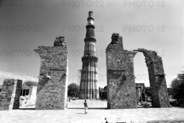 Qutab Minar Indo-Islamic architecture in Delhi, India, Asia