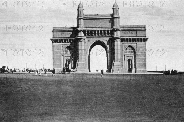 Old vintage photo of Gateway of india mumbai maharashtra India