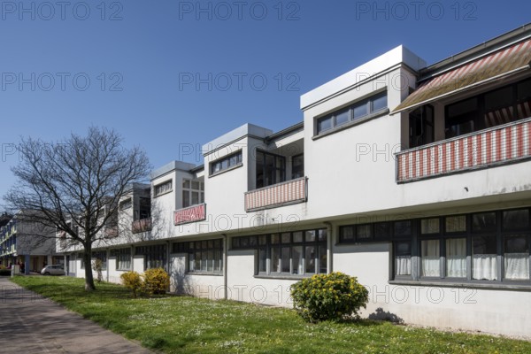 Frankfurt am Main, Hellerhof housing estate, planned 1929-1932 by Mart Stam, front buildings on Frankenallee