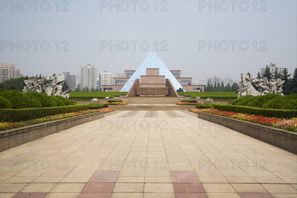 Shanghai Longhua Martyrs Cemetery