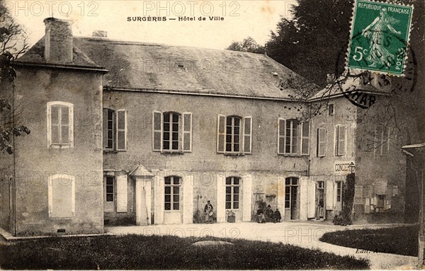 Surgères