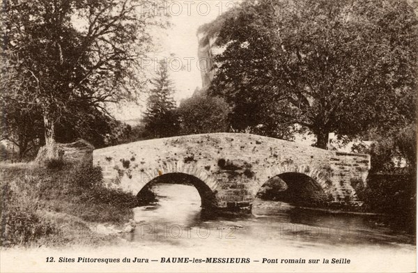 BAUME-LES-MESSIEURS