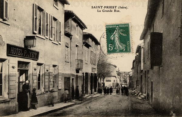 SAINT-PRIEST