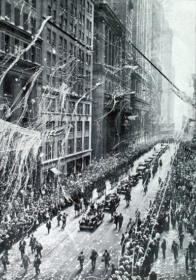 First Paris-New-York nonstop flight, 1930:  triumphant parade of Costes and Bellonte
