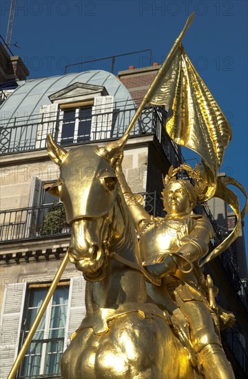 Equestrian statue of Joan of Arc