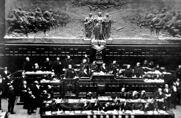Italy. Last session of the 'Constituent assembly' of fascism (1928)
