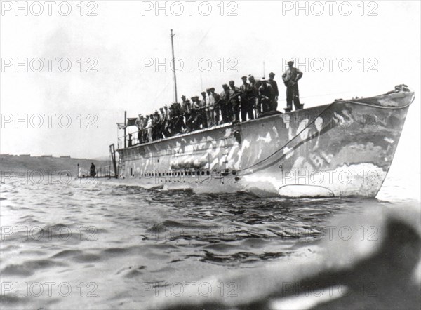 World War I. The last French submarine arriving in the Dardanelles (1916)