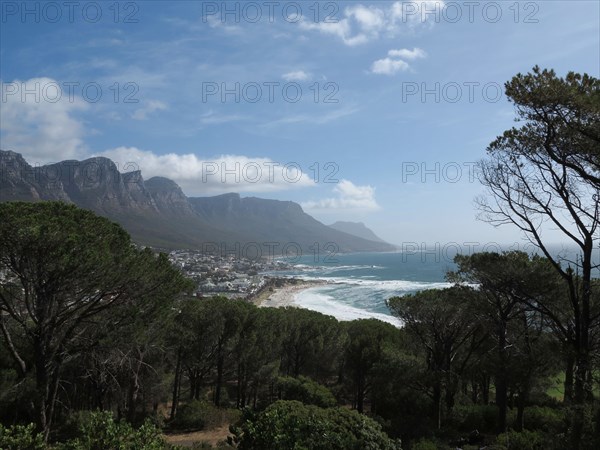 Le Cap, chaine montagneuse des Douze Apotres