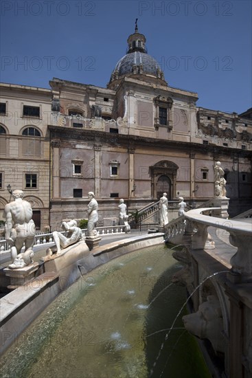 Fontana Pretoria à Palerme