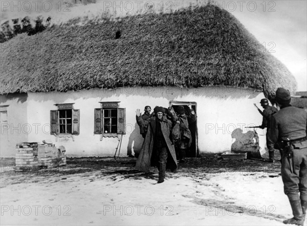 Third Reich - Prisoners of war at the Eastern front 1943