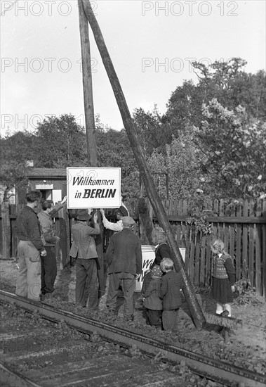 Berlin - interzonal train 1949