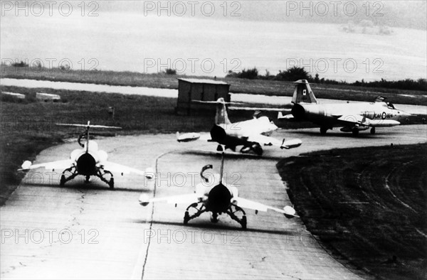 Canadian starfighter flights leave Zweibrücken