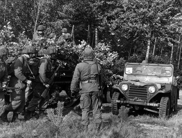 Joint manoeuvre of French and American army in Berlin