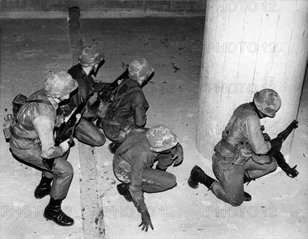 Military training of the US army in the underground of Berlin