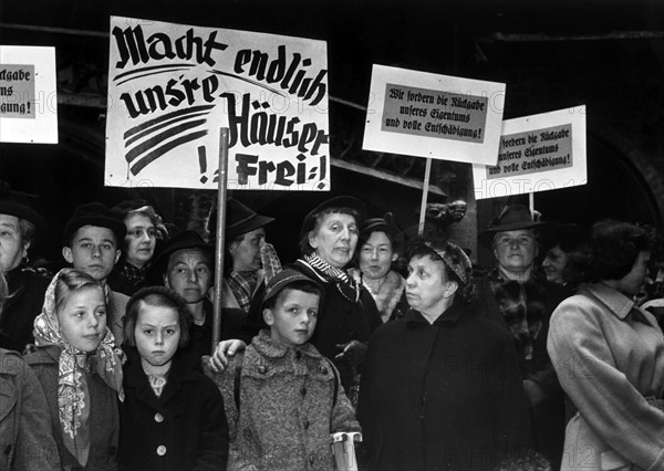 Demonstration of occupation victims in Munich