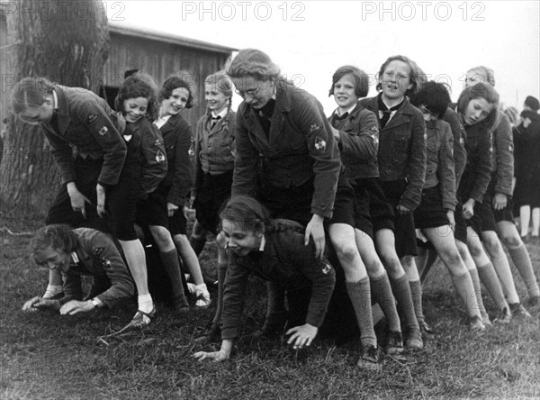 Third Reich - Young Girl's League