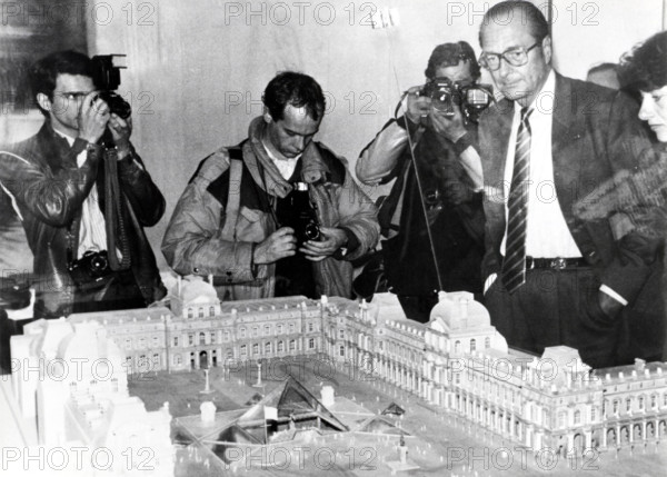 Projet de construction de la pyramide du Louvre, 1985