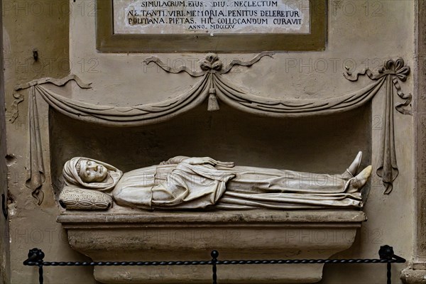 Montepulciano, Duomo (Cathedral of S. Maria Assunta): “Funeral Monument of Bartolomeo Aragazzi”, marble, work by Michelozzo's workshop, about 1427-1438.
Chiesa di Sant'Agostino, Montepulciano (SI), Toscana - Tuscany, Italia - Italy