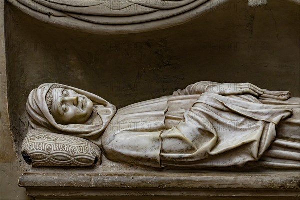 Montepulciano, Duomo (Cathedral of S. Maria Assunta): “Funeral Monument of Bartolomeo Aragazzi”, marble, work by Michelozzo's workshop, about 1427-1438. Detail.
Chiesa di Sant'Agostino, Montepulciano (SI), Toscana - Tuscany, Italia - Italy