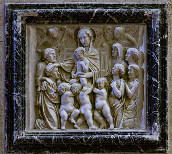 Montepulciano, Duomo (Cathedral of S. Maria Assunta): “Funeral Monument of Bartolomeo Aragazzi”, marble, work by Michelozzo's workshop, about 1427-1438. Detail of the relief slab “Ma”donna blessing the Deceased”.
Chiesa di Sant'Agostino, Montepulciano (SI), Toscana - Tuscany, Italia - Italy