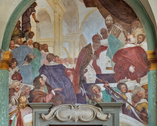 Medici Villa La Petraia, courtyard: “Clement VII crowns Charles V in Bologna”, fresco from the cycle of the Fasti Medicei by Volterrano (Baldassarre Franceschini), 1636-1647.
The scene shows the coronation of Charles V by Pope Clement VII which took place in Bologna in 1530.
Among the bystanders we recognize cardinals Ippolito de' Medici and Niccolò Ridolfi.
Detail.
Villa medicea La Petraia, Firenze (FI) - Florence, Toscana - Tuscany, Italia - Italy