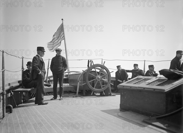 Pilots Awaiting Their Turn, USA, Detroit Publishing Company, 1903