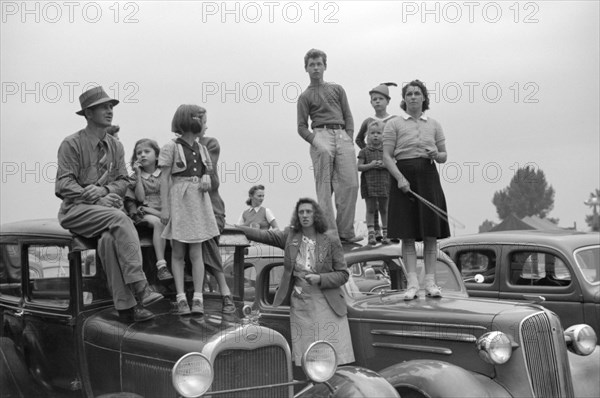 Spectators at Champlain Valley Exposition, Essex Junction, Vermont, USA, Jack Delano for Farm Security Administration, August 1941