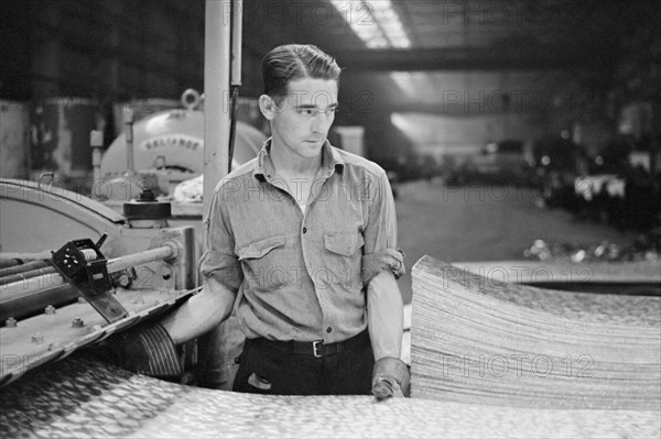 Steelworker at Galvanizing Machine, Pittsburgh, Pennsylvania, USA, Arthur Rothstein for Farm Security Administration, July 1938