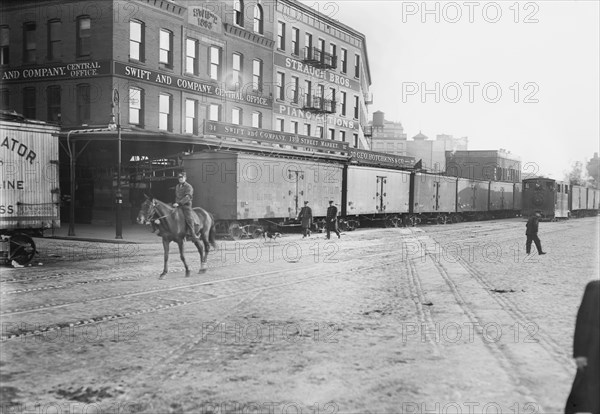 Train on Tracks, Eleventh Ave at 28th Street, New York City, New York, USA, Bain News Service, circa 1900