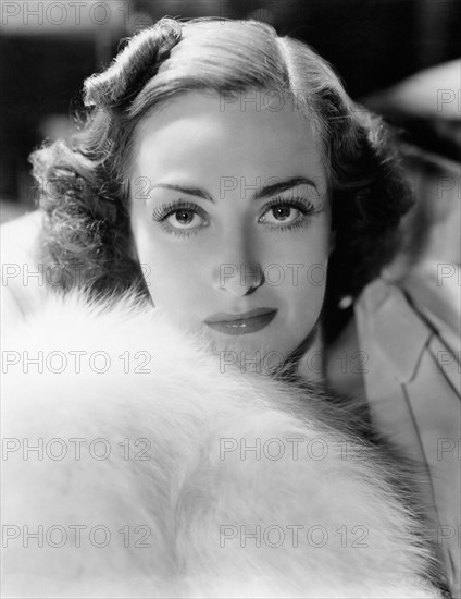 Joan Crawford, Close-Up Portrait, circa late 1930's