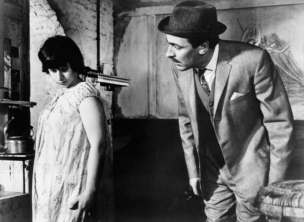 Rita Tushingham, Robert Stephens, on-set of the Film "A Taste of Honey", 1961