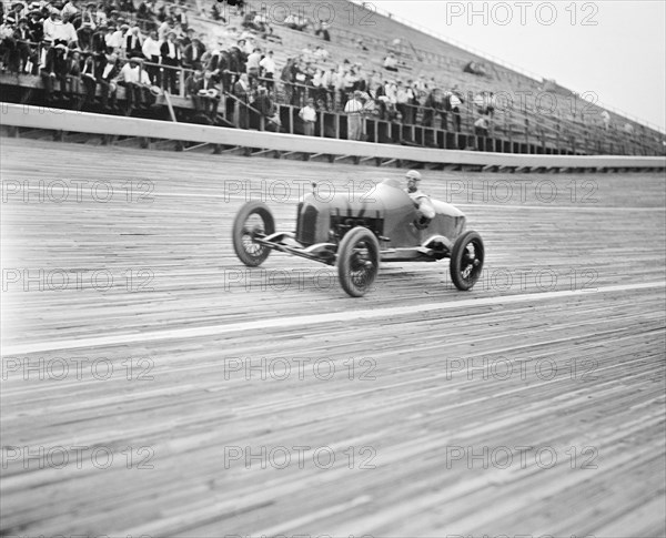 Peter DePaolo, auto racing, car, speed, historical,