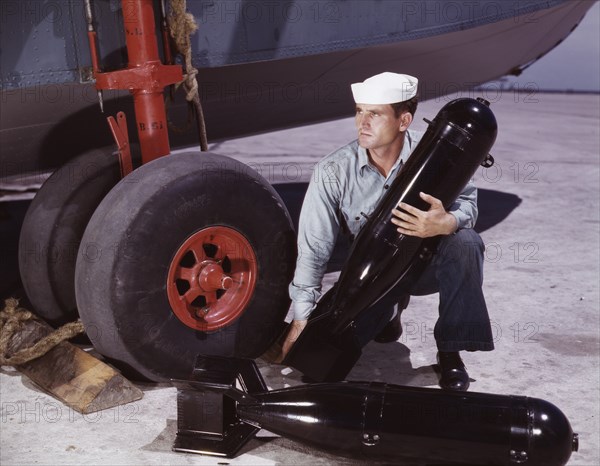 airplane, military, man, World War II, bomb, historical,