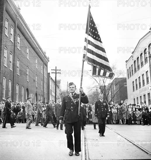 Armistice Day parade, Lancaster, Pennsylvania, USA, Marjory Collins, U.S. Office of War Information, November 1942